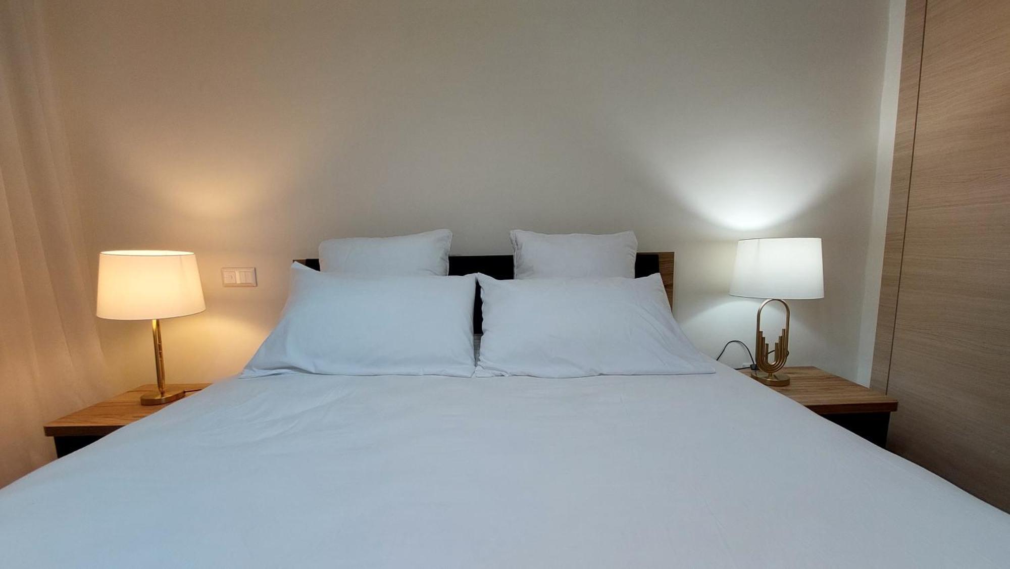 En Avec Piscine Apartamento *